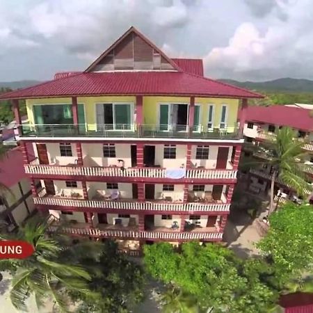 Melati Tanjong Beach Resort Pantai Cenang  Exterior photo